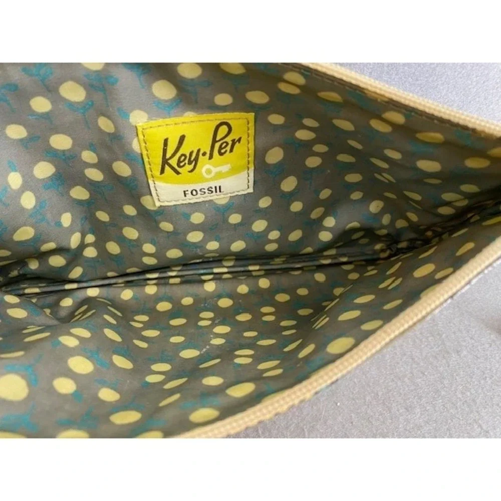 Fossil Key-Per Coated Canvas Pouch Abstract Circle Print Multicolor Cosmetic Bag